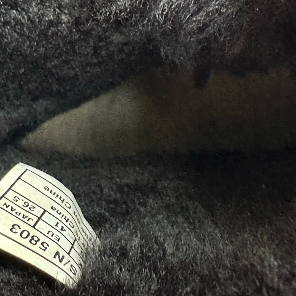 UGG black Bailey Button pull on boot.  size 10.  Boxed - Picture 10 of 14